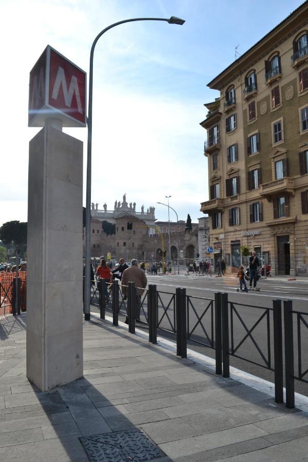 Epiro Home Rome Bagian luar foto