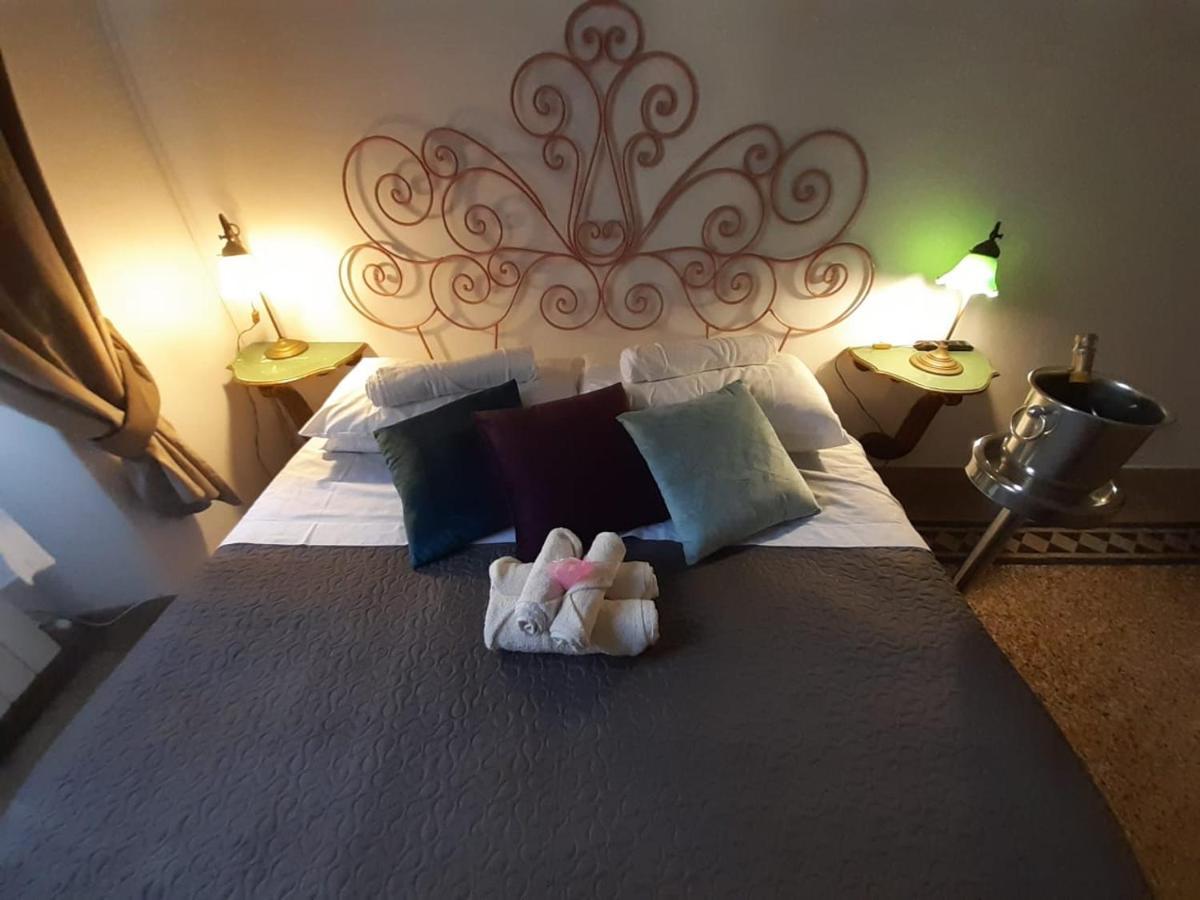 Epiro Home Rome Bagian luar foto