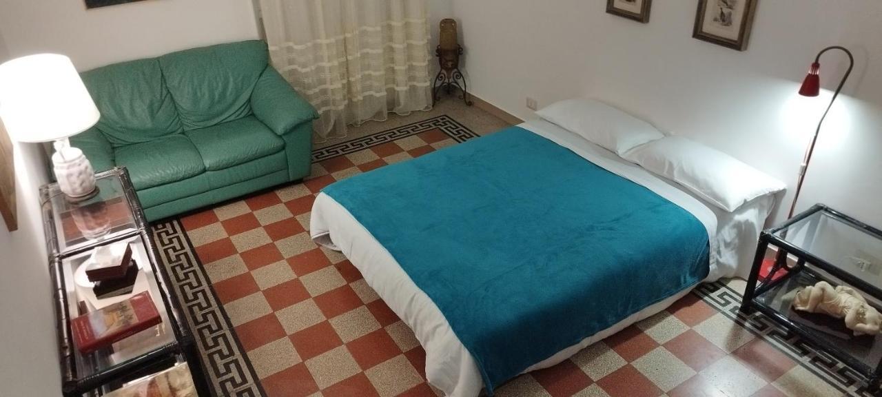 Epiro Home Rome Bagian luar foto